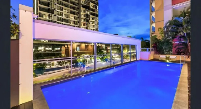 Апартаменты 2-bed Near Brisbane CBD With Pool, Sauna & BBQ