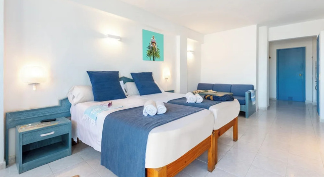 Студия с балконом Hotel Apartamentos Vibra Central City
