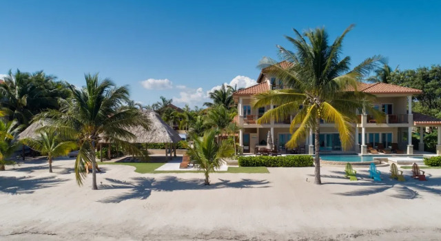Вилла Luxury с 4 комнатами с видом на океан Sirenian Bay Resort -Villas & All Inclusive Bungalows