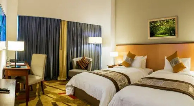 Номер Premier Summit Parkview Yangon