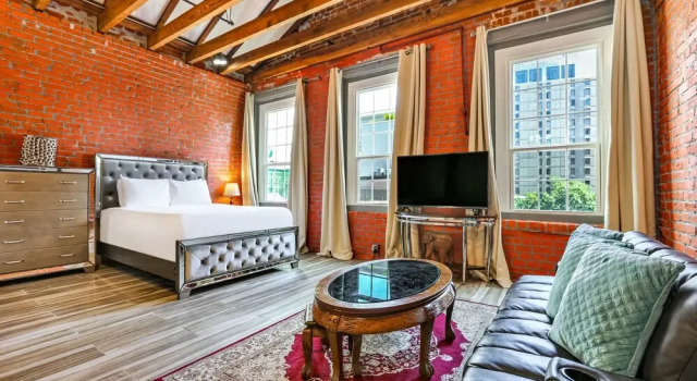 Hosteeva French Quarter Historic Condos, Забронировать Отель Отели Нового Орлеана 4 звезды, рядом с Armstrong Park, 4*