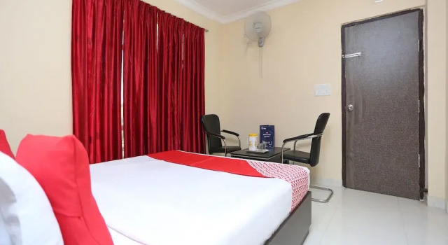 OYO 10982 Hotel Sai Prabha