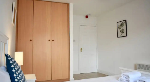 Spacious 2 Bedroom Apartment in Central Dublin, Забронировать Апартаменты/квартира Дублин Каунти Дублин, рядом с The Grand Social