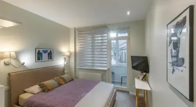 Rest In Kaunas Hostel, Забронировать Хостел Каунас Каунасский район, рядом с Старая ратуша и городская площадь