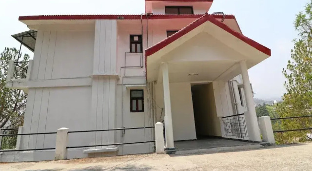 OYO 14097 Home Modern 1BHK Bhimtal, Rezervovat Hotel Bhimtal Uttarakhand