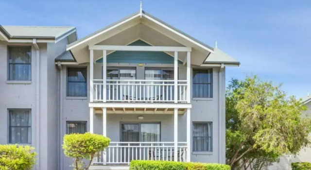 Currawong Deluxe Townhouse 439
