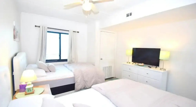 Marigot Beach 705 1 Bedroom Condo by RedAwning
