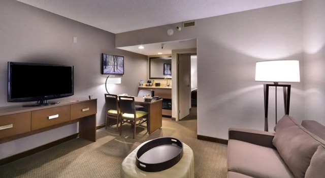 Двухместный номер Standard Embassy Suites by Hilton Denver Central Park
