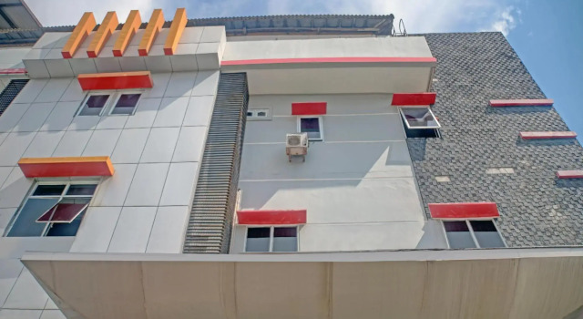 Airy Wajo Tanimbar 8 Makassar, Book Hotel Hotels in Sulawesi with Parking, Parking