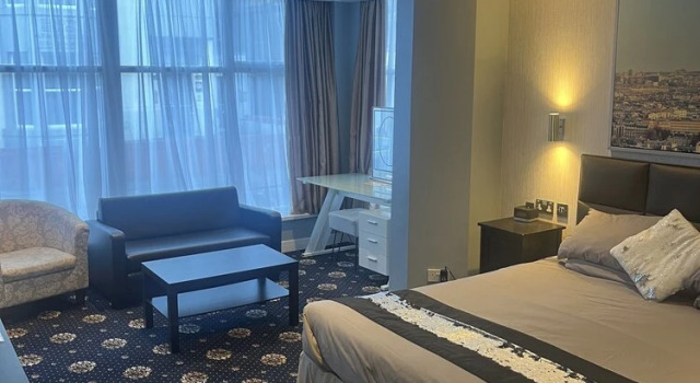 Студия Deluxe Shores Holiday Apartments