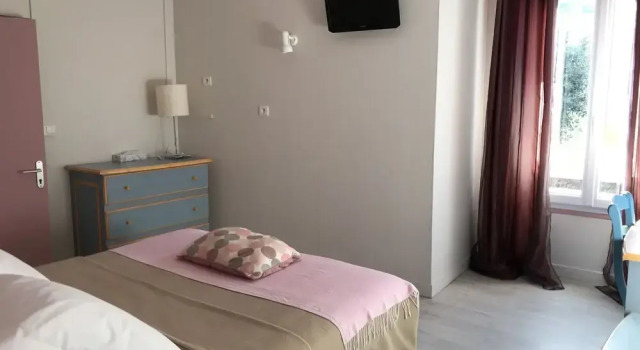 Номер Comfort Hôtel du Commerce