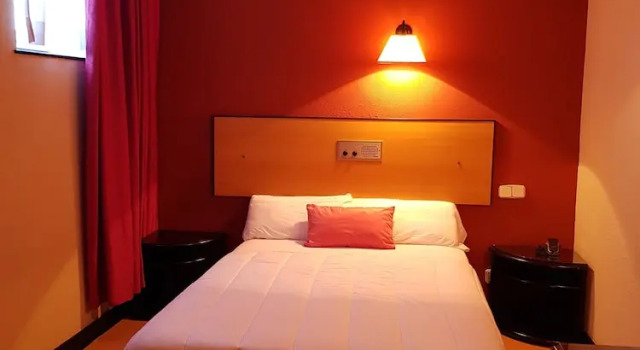 Одноместный номер Standard Hotel City House Torrelavega