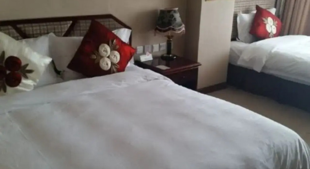 Wenxin Holiday Hotel, Varaa Hotelli Tonghua Jilin