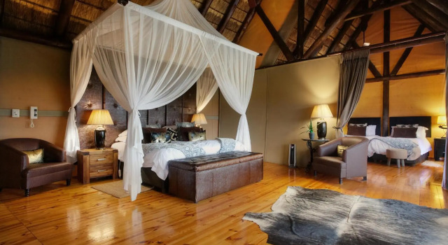 Bush Lodge   Amakhala Game Reserve, Забронировать Отель Бизнес-отели Патерсон, 4* 5*