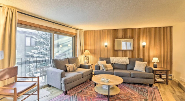 Breckenridge Condo w/ Gas Grill < 1 Mi to Peak 8!, Забронировать Апартаменты/квартира Апартаменты Брекенридж, рядом с Trygve's Platter Chair Lift, Апартаменты/квартира