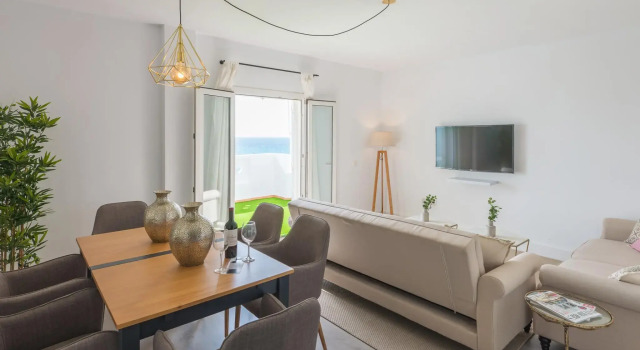 Banus Waterfront Penthouse, Забронировать Отель Марбелья Коста-дель-Соль, рядом с Художественный музей Ralli