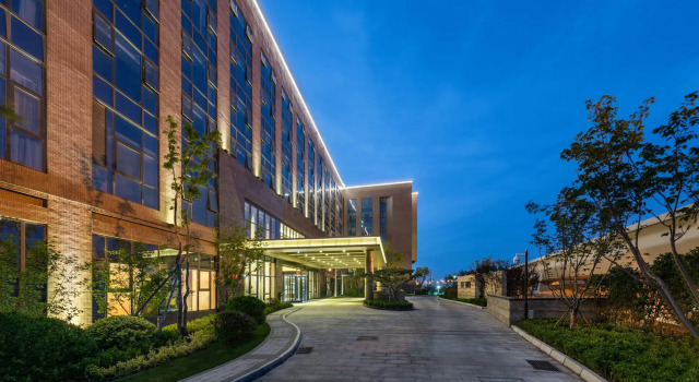 Novotel Qingdao New Hope, Забронировать Отель Бизнес-отели Шаньдун, 4* 5*