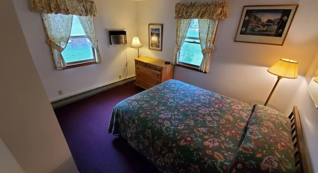 Люкс Standard Lake View Motel