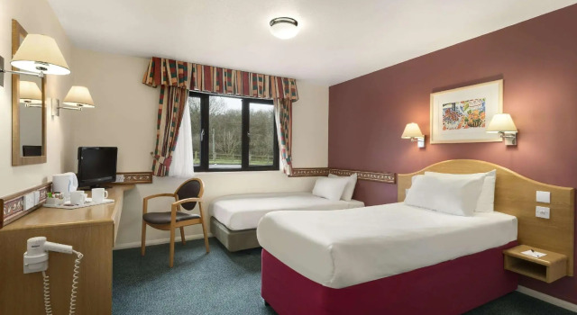 Двухместный номер Standard Days Inn by Wyndham Michaelwood M5