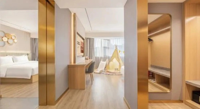 Семейный люкс Orange Luoyang WangchengPark Metro Station Hotel