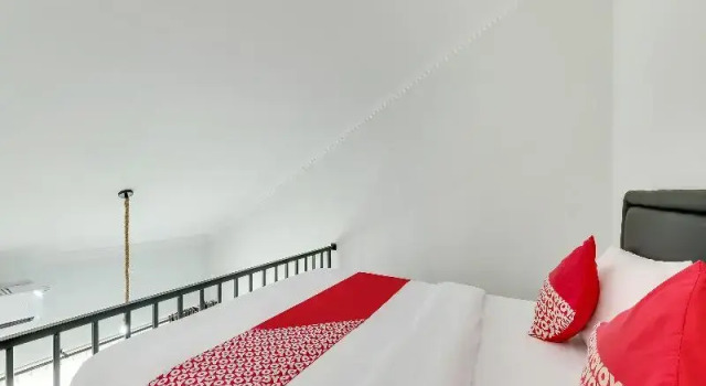 Люкс Capital O 90983 Harmony Easy Stay