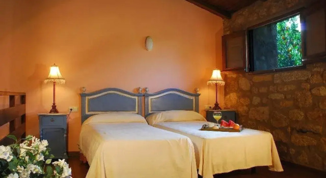 HOTEL RURAL A VELHA FABRICA, Book Hotel Hotels in Extremadura with a Pool, Swimming Pool