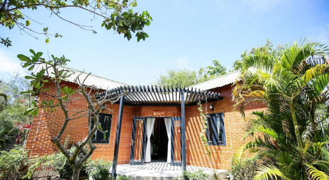 Вилла Long Hải Channel Beach Resort