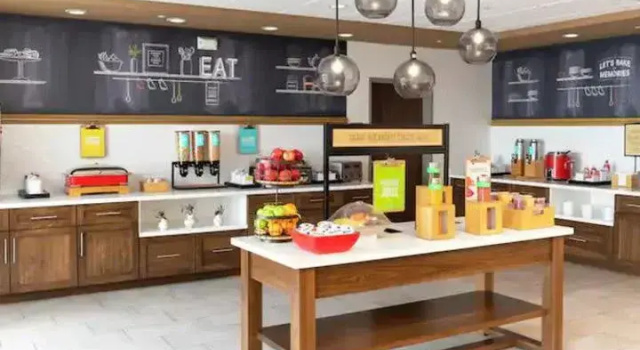 Четырёхместный номер Standard Hampton Inn & Suites Bloomfield Hills Detroit