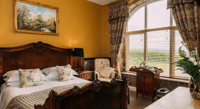 Коттедж Luxury The Red Pump Inn