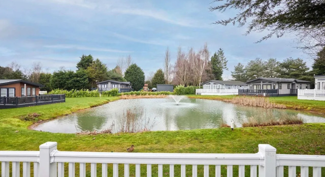 Апартаменты Host Stay Sutton Lodge