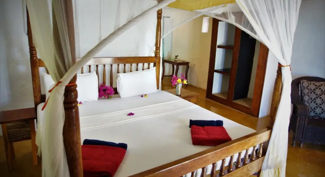 Queen of Sheba Beach Lodge, Забронировать Отель Понгве Zanzibar Central