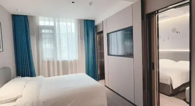Семейный люкс Deluxe Microtel by Wyndham Xian Beilin