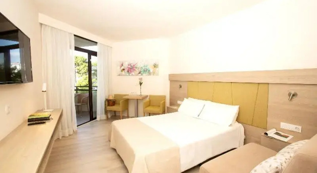 Одноместный номер Standard с балконом Hotel Sabina Playa