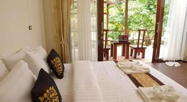 Люкс с балконом Sichon Cabana Beach Resort