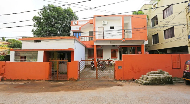 Ratna Resort near Bhubaneswar Airport, Book Resort Resort Hotels in Orissa, Resort