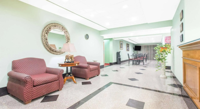 Super 8 By Wyndham Spartanburg/I-26 Exit 22, Book Hotel Spartanburg South Carolina
