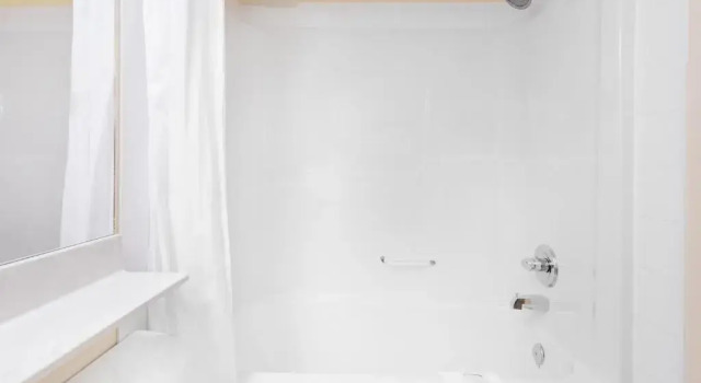 Номер Standard Ramada by Wyndham Hinton