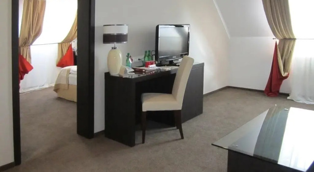Optima Collection Kharkiv Hotel, Prenota Hotel Hotel economici a Charkiv