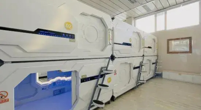 Tianyuan Space Capsule Hotel (Urumqi T1 Branch), Rezerwuj Hotel kapsułowy Hotele kapsułowe w Urumqi, Hotel kapsułowy