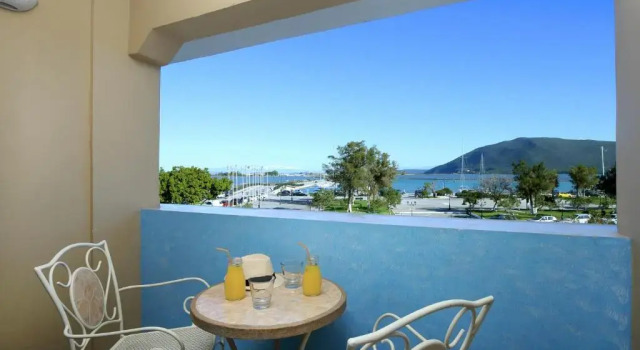 Полулюкс Hotel Lefkas