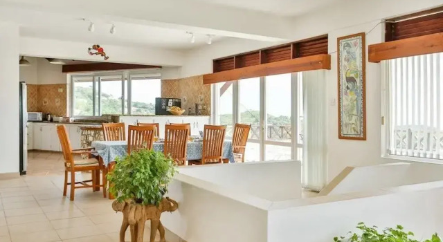 Hilltop 1-bed Villa With Great Views Out To Sea - Villa Cadasse 1 Bedroom Villa by RedAwning, Book Villa Cottages in Cap Estate, Cottage