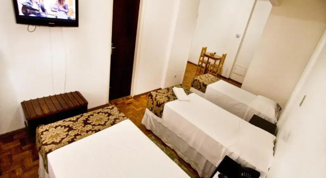 Трёхместный номер Standard Turrance White Hotel