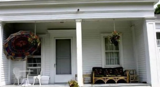 House of 1833 Bed & Breakfast & Gardens, Rezerwuj Hotel Hotele w New England z basenem, Basen