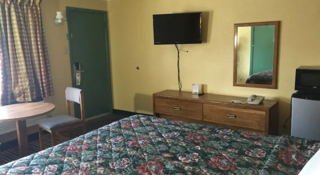 Family Budget Inn Harrison, Varaa Mini-hotelli  