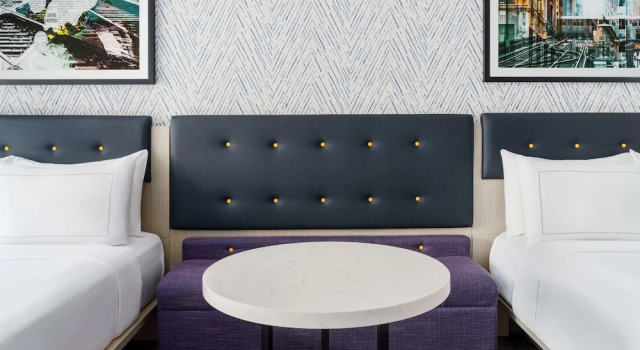 Четырёхместный номер Deluxe DoubleTree by Hilton New York Midtown Fifth Ave