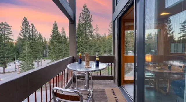 Коттедж Slope Side Studio in Northstar Village