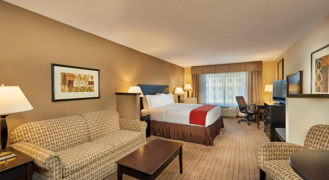 Двухместный люкс Holiday Inn Express & Suites - El Paso North by IHG