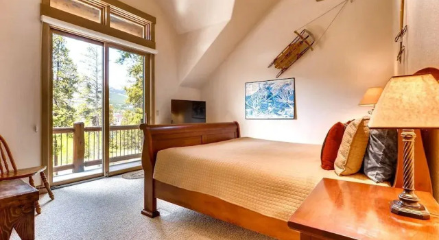 Mountain Bear Lodge, Rezerwuj Hotel Hotele w Vail Ski z parkingiem, Parking