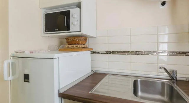 Апартаменты Цокольный этаж с 2 комнатами Kenese Gyöngye Apartmanház