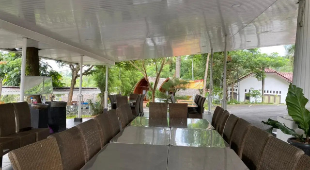 RedDoorz Plus @ Bukit Mas Cottage, Book Vacation Home Bandar Lampung Sumatra